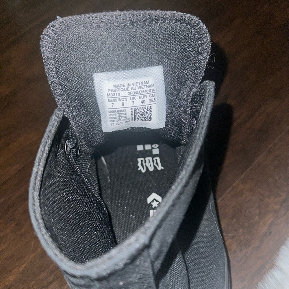 The Chuck Taylor All Star sneakers converse in monochrome black size 9 women’s - Picture 7 of 8